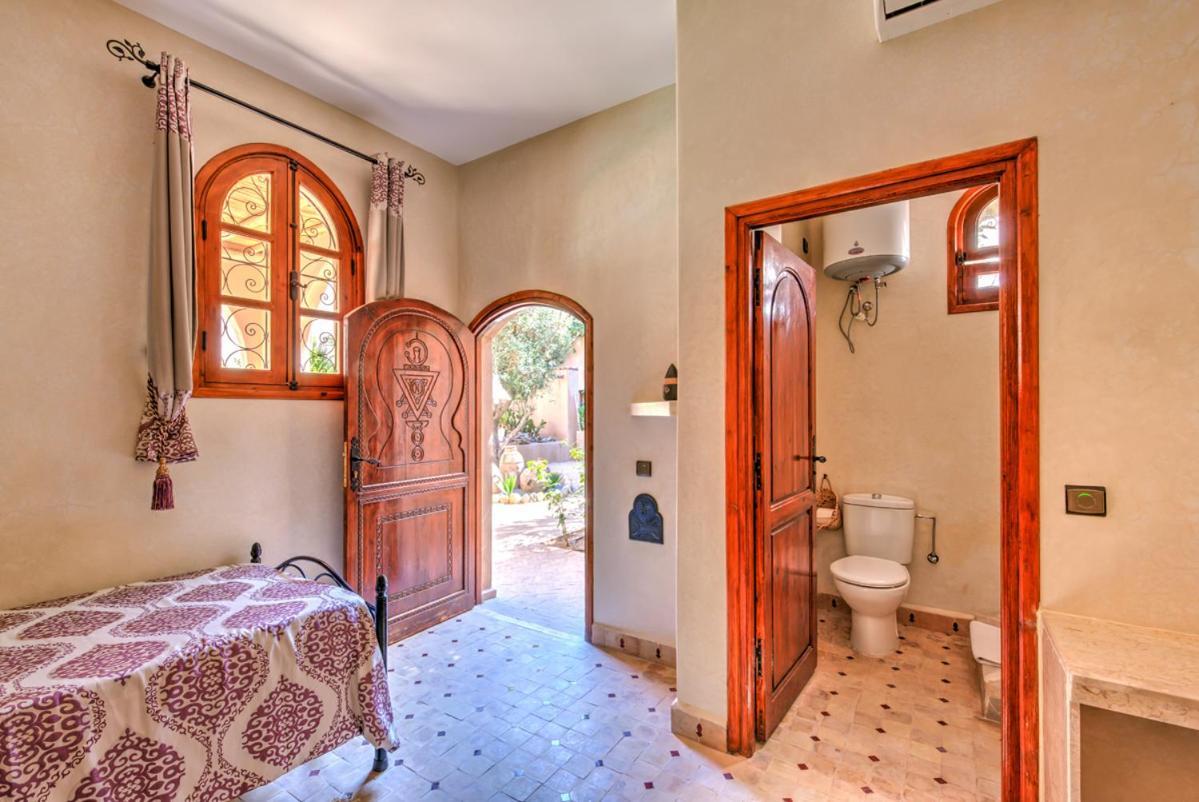 Riad Janoub تزنيت‎ المظهر الخارجي الصورة