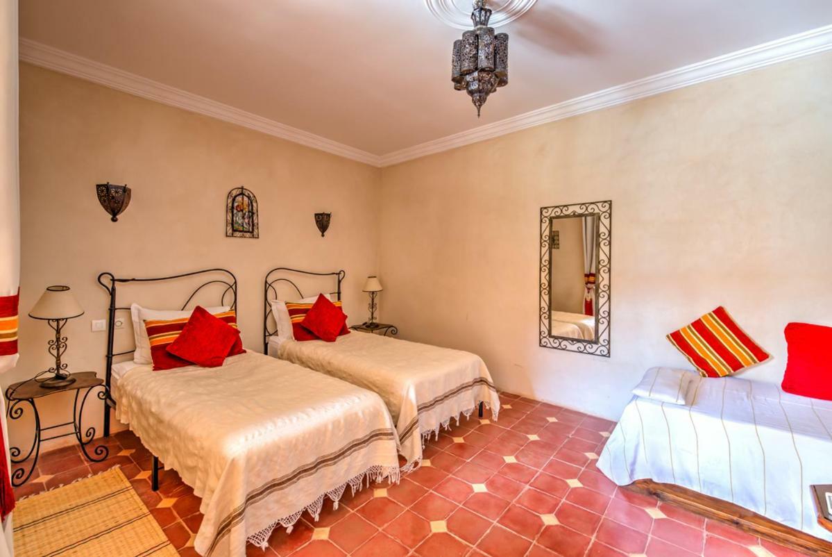 Riad Janoub تزنيت‎ المظهر الخارجي الصورة